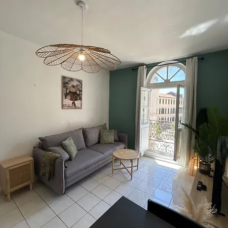 Apartment Foch 7-proche Allee Paul Riquet-wifi-tv Connectee *